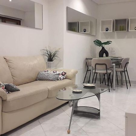 Apartamento Junto Al Santiago Bernabeu Con Piscina Madrid Exterior photo
