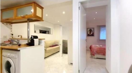 Apartamento Junto Al Santiago Bernabeu Con Piscina Madrid Exterior photo